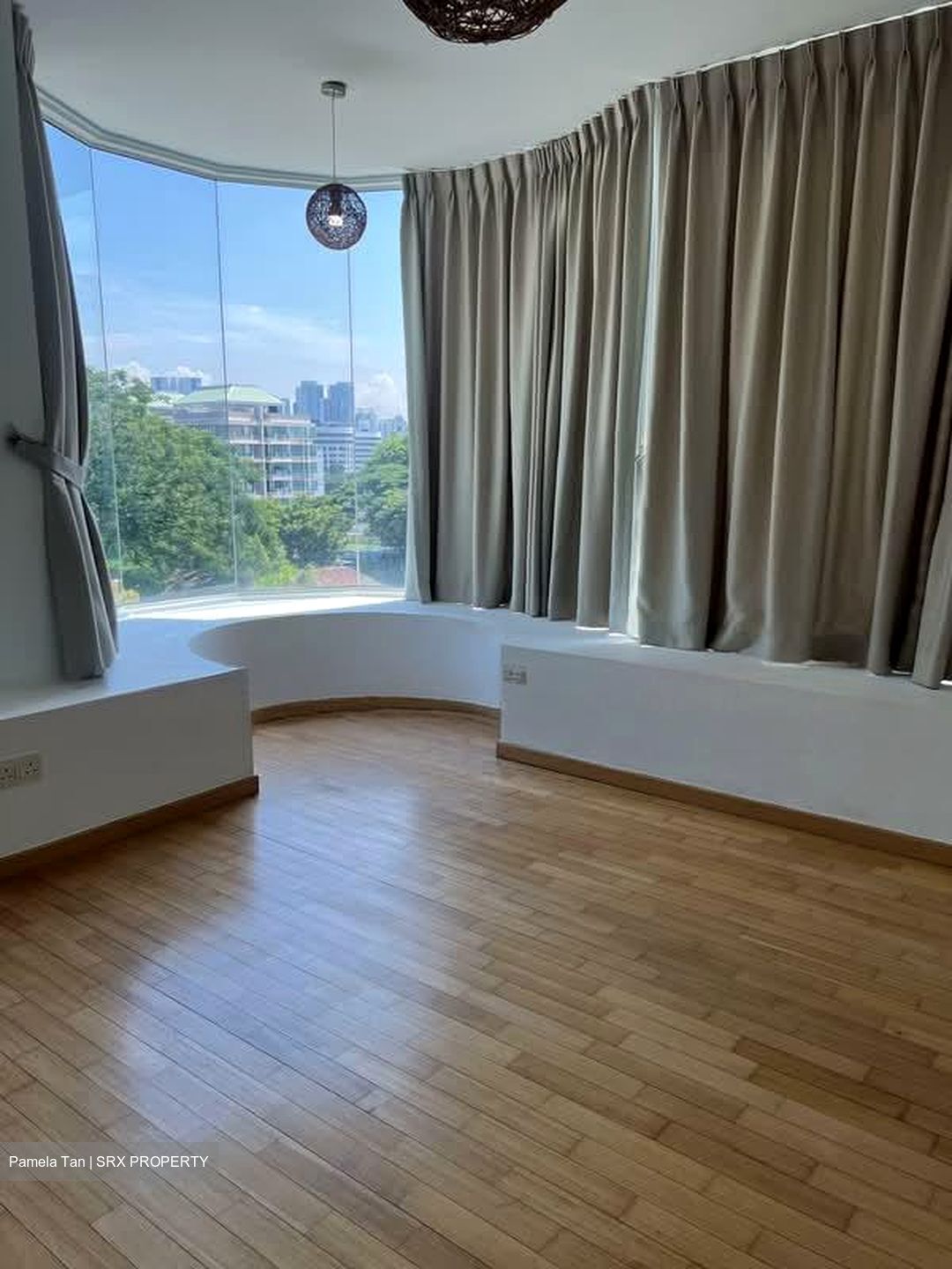 Parc Emily (D9), Condominium #559388001